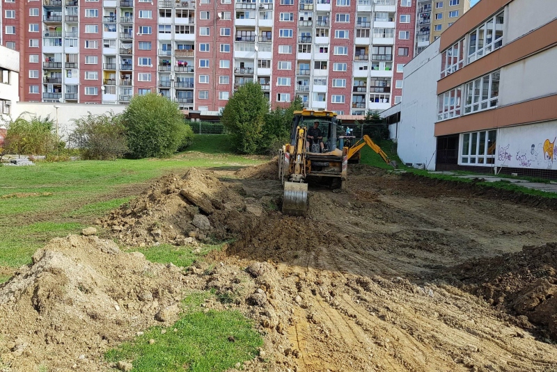 Obchodné centrum Ťahanovce